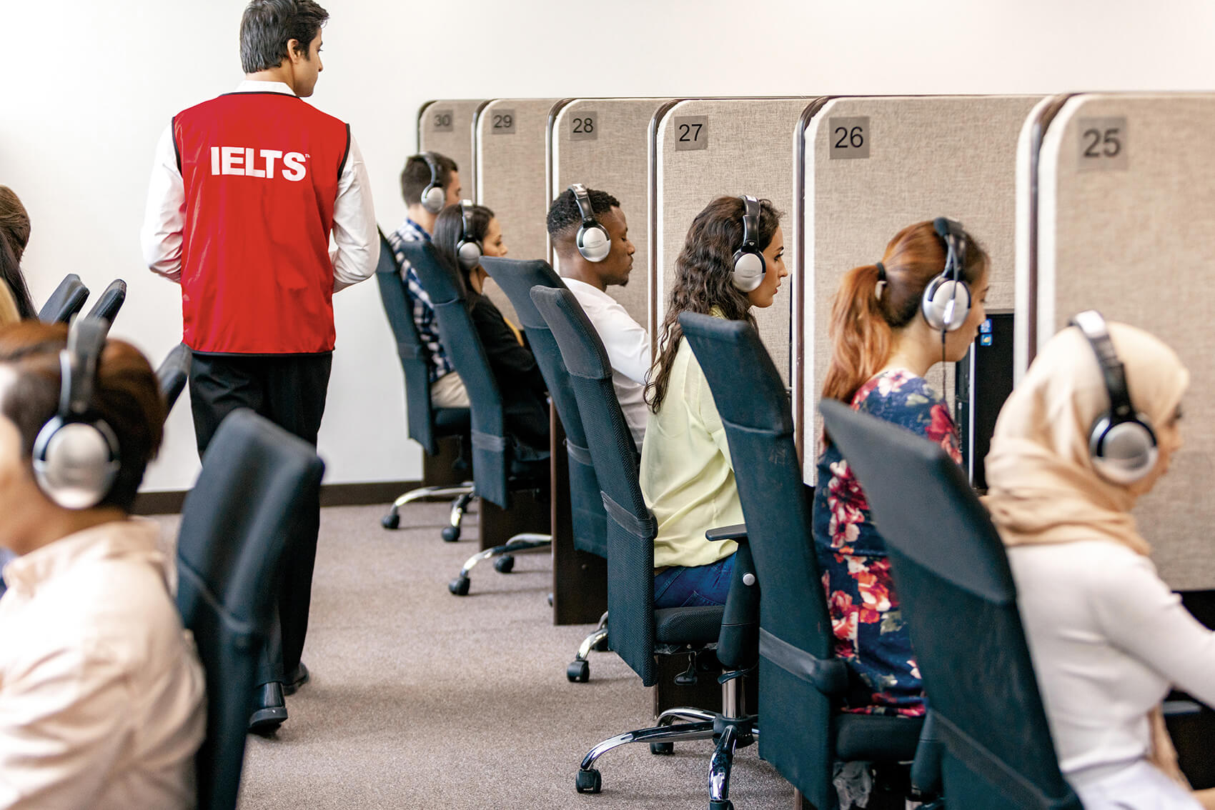 Ways to Improve Your Computer Skills for the IELTS Exam | ICO